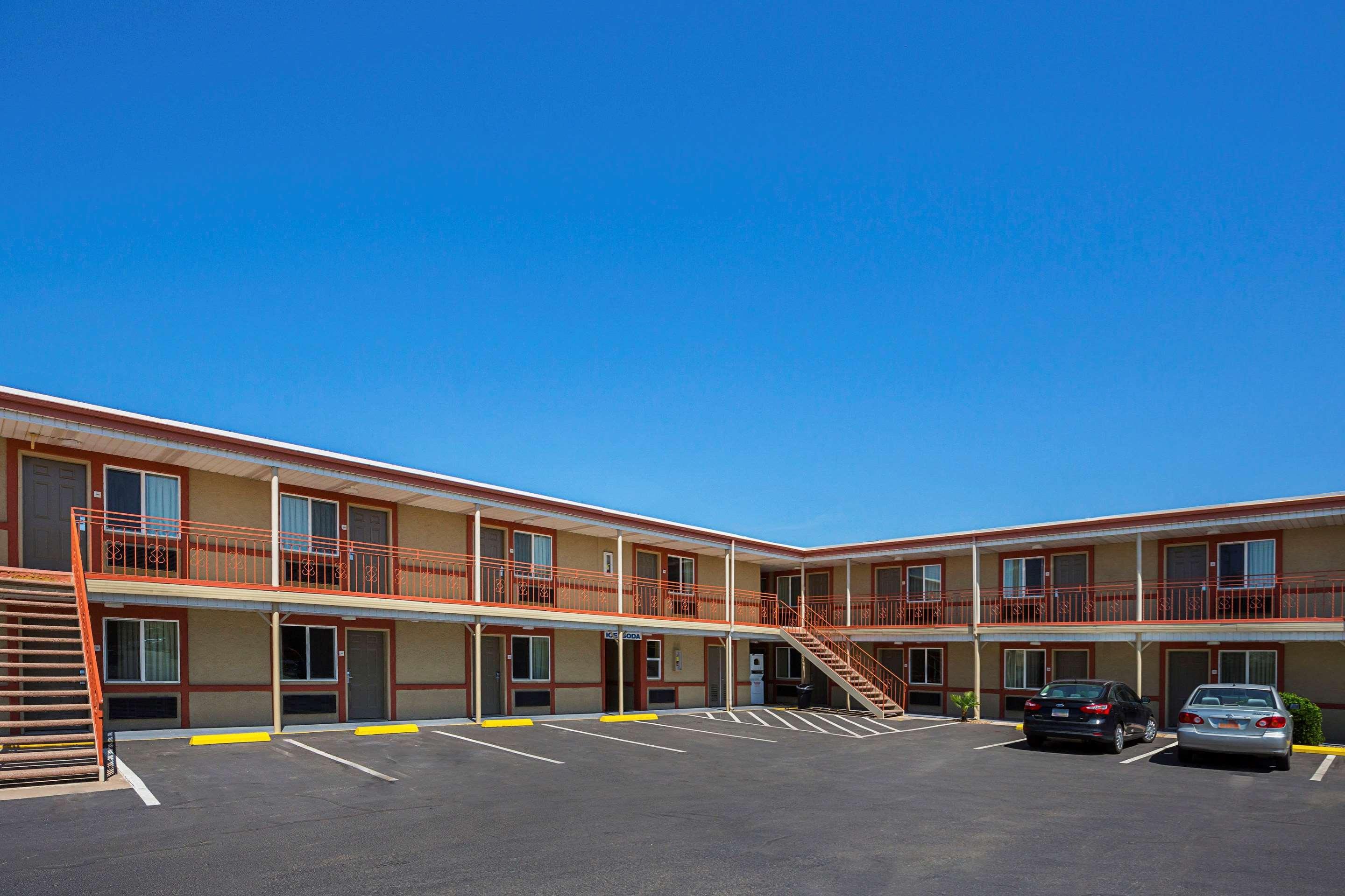 Econo Lodge Hurricane Zion Park Area Kültér fotó