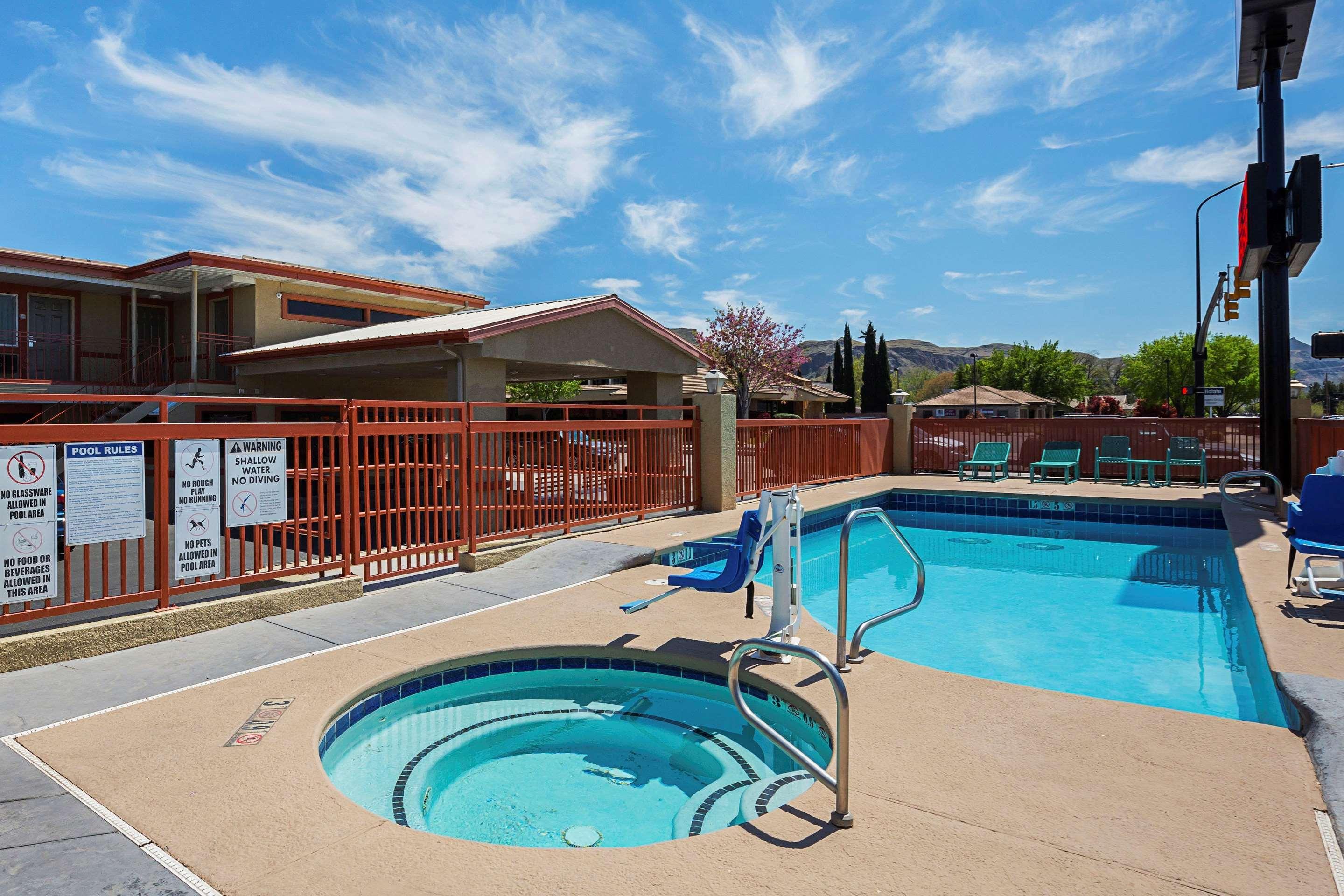 Econo Lodge Hurricane Zion Park Area Kültér fotó