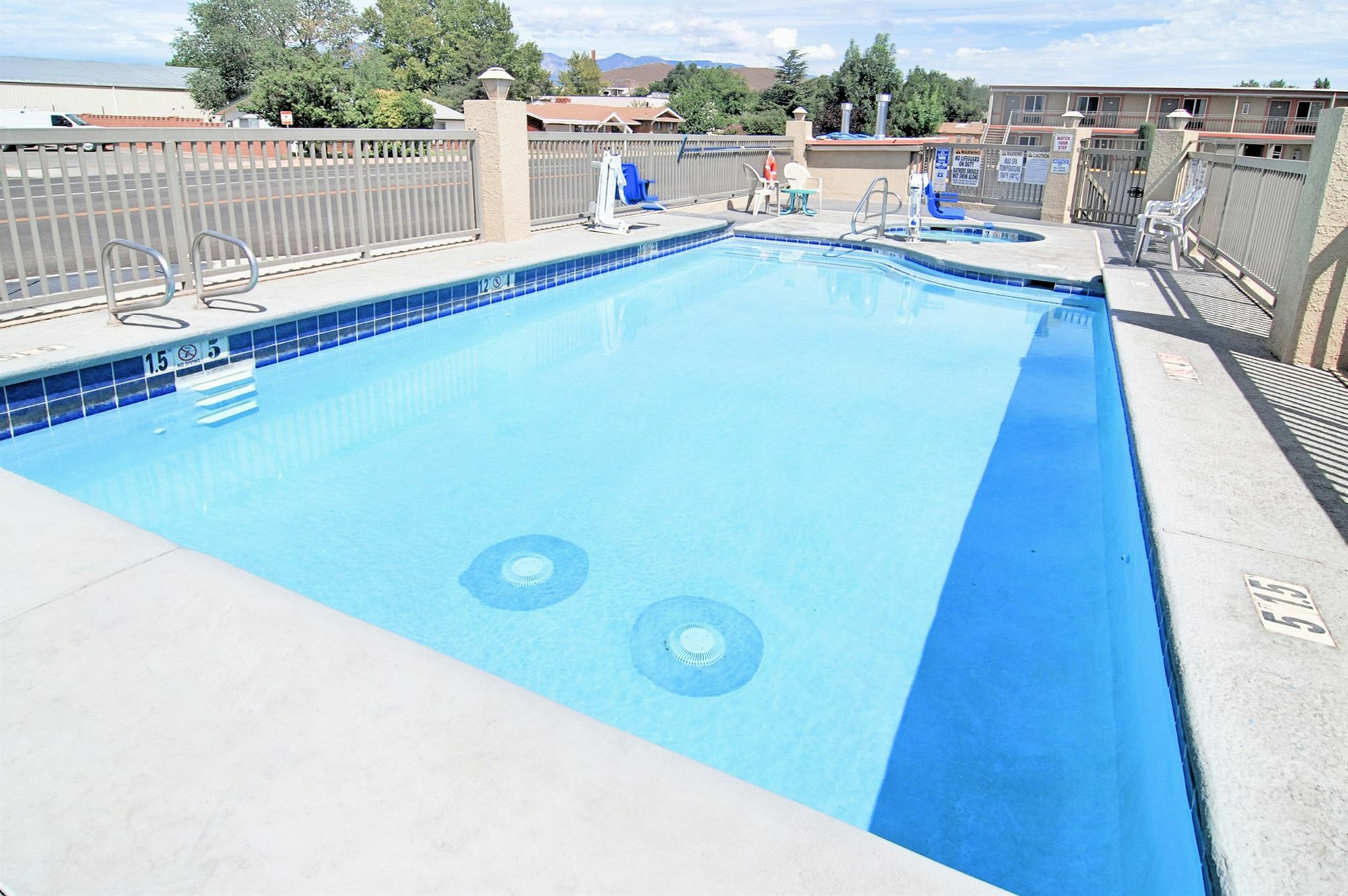Econo Lodge Hurricane Zion Park Area Kültér fotó